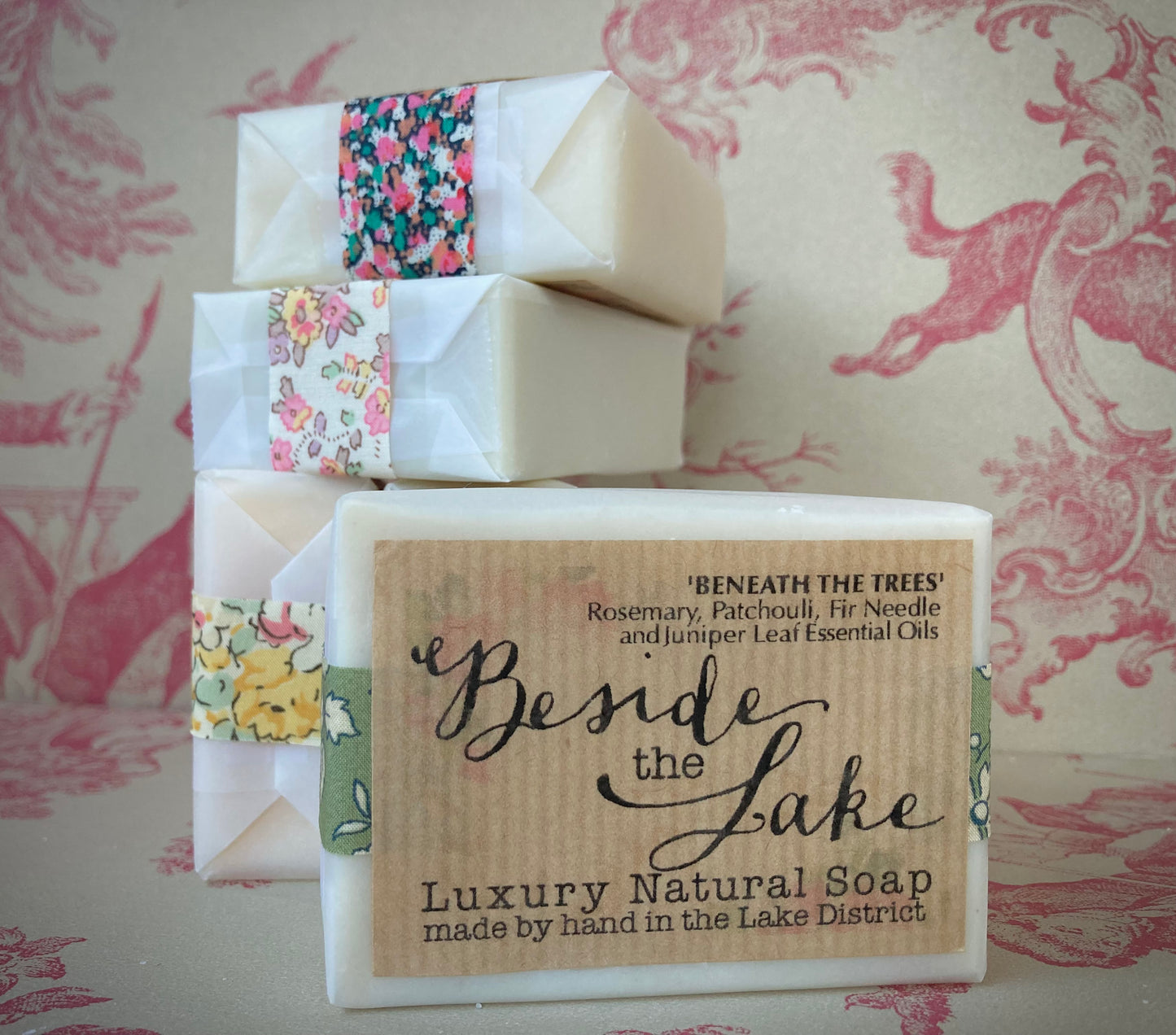 Luxury soap bar - 'Calm Weather'  (Patchouli, Frankincense, Vetiver, Ylang Ylang & Rose Geranium essential oils